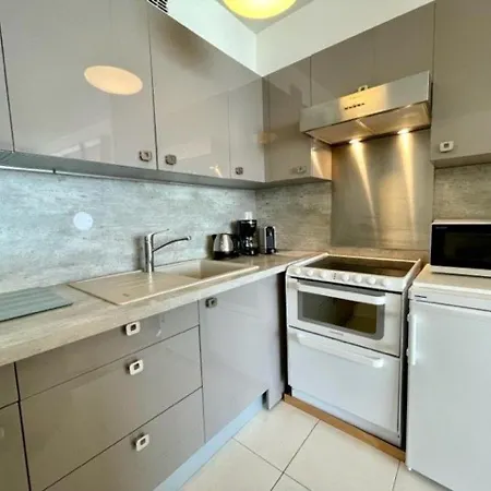 Appartement Quiberon, 1 Pièce, 3 Personnes - Fr-1-478-101 *